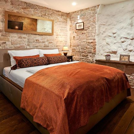 Rustic Apartments Sv Frane In The Old Town Šibenik Buitenkant foto