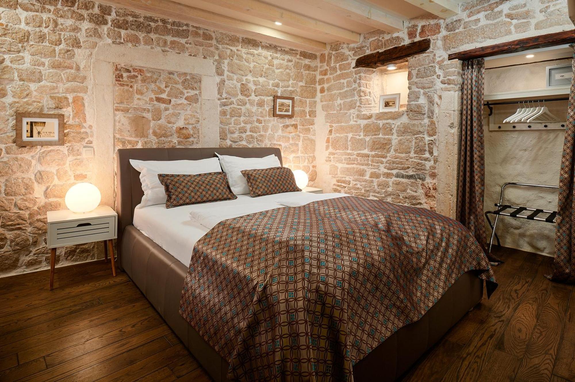 Rustic Apartments Sv Frane In The Old Town Šibenik Buitenkant foto