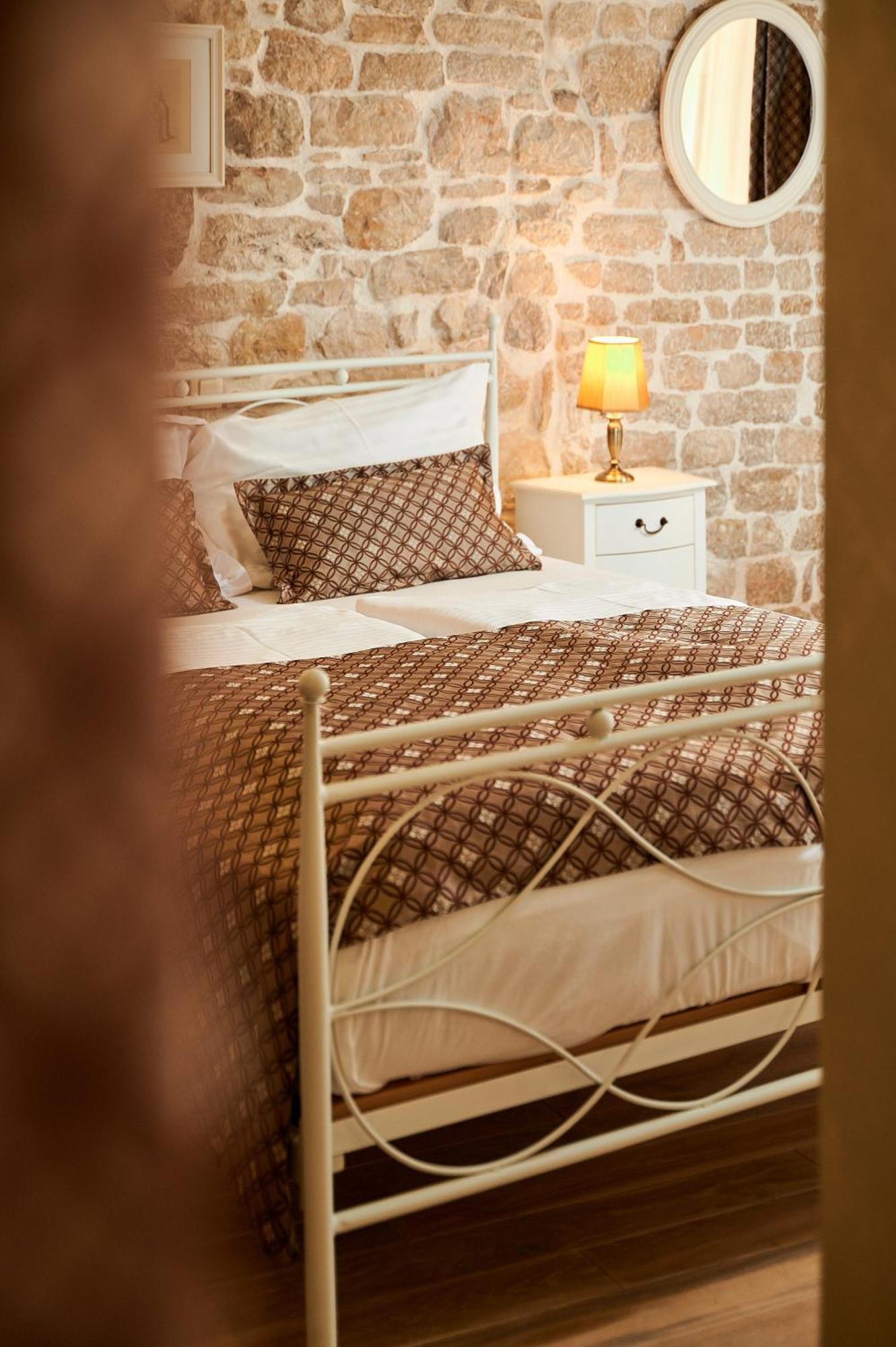 Rustic Apartments Sv Frane In The Old Town Šibenik Buitenkant foto