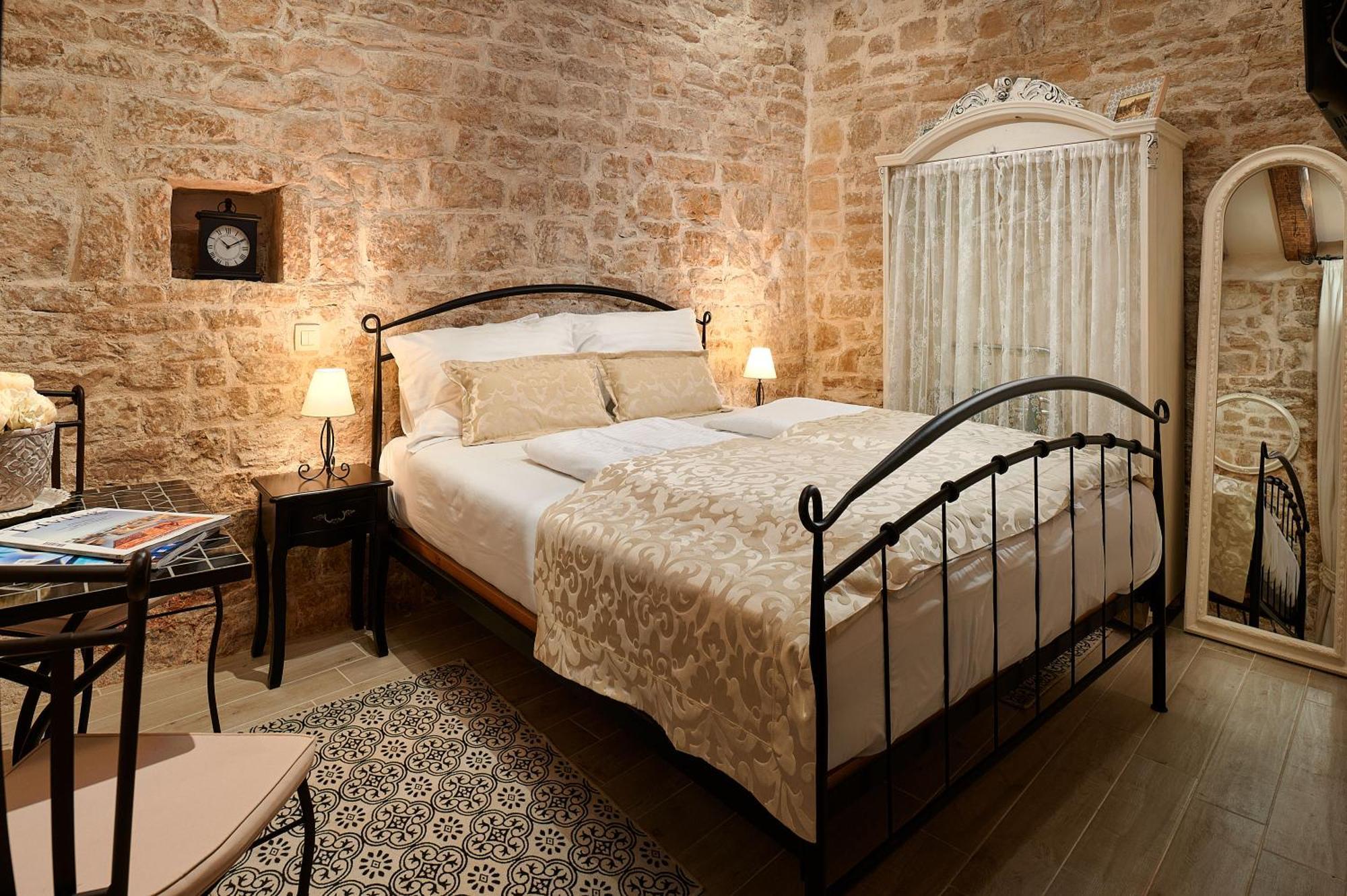 Rustic Apartments Sv Frane In The Old Town Šibenik Buitenkant foto